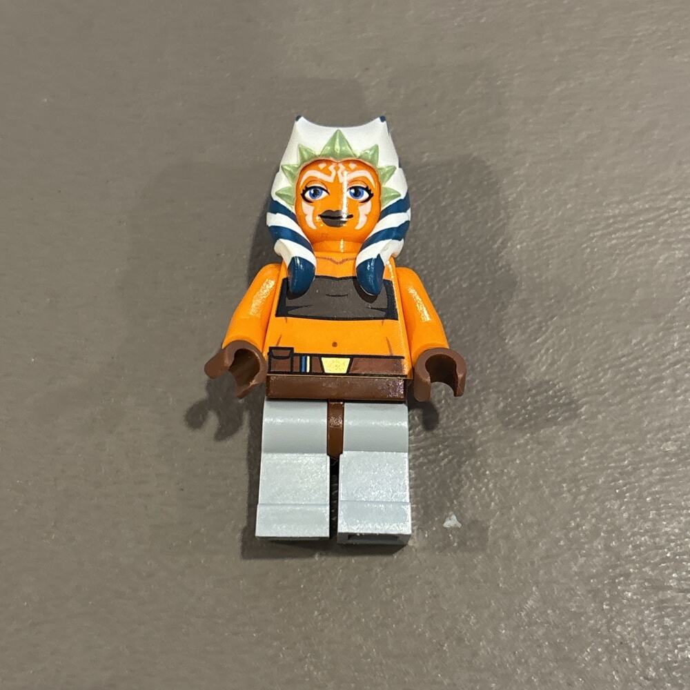 Lego Ahsoka Tano (Padawan) Minifigure Tube Top & Belt Star Wars #sw0192